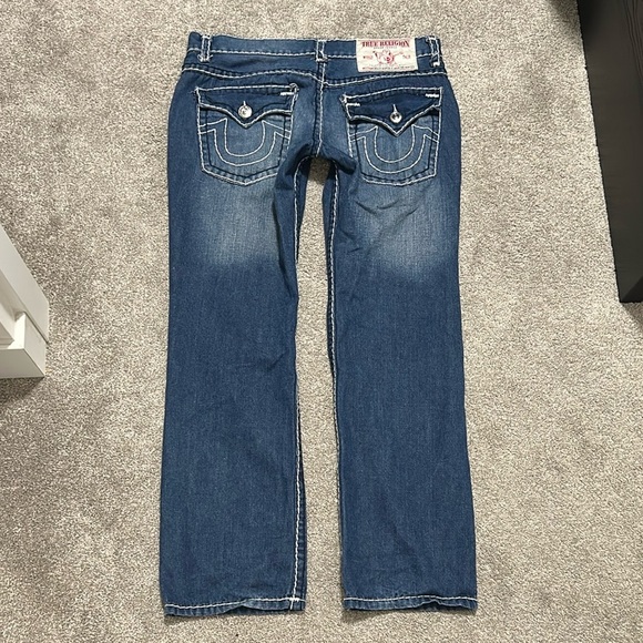 True Religion White Stitch Billy Super T Jeans - Picture 2 of 6